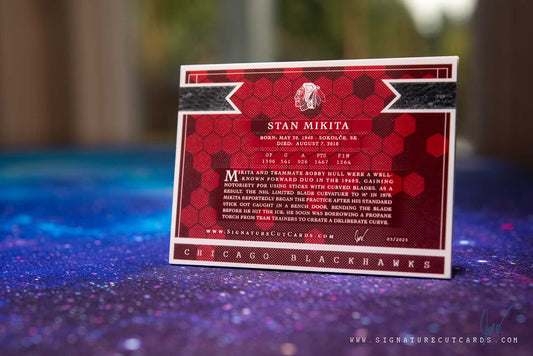 Stan Mikita Chicago Blackhawks Signature Cut Card Back