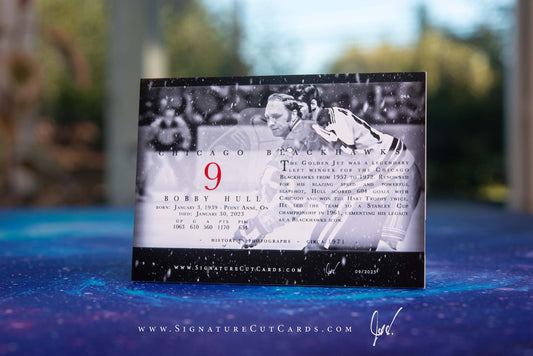 Bobby Hull Chicago Blackhawks History in Photographs Signature Cut Card