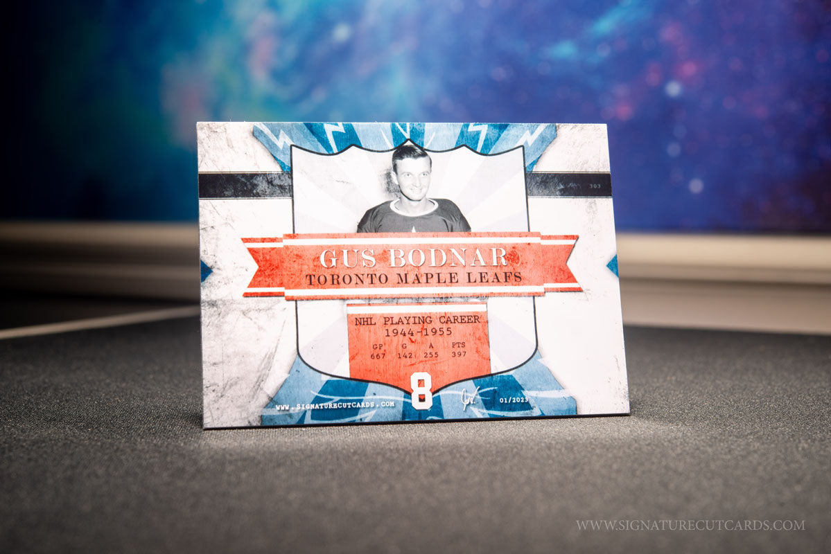 Gus Bodnar Toronto Maple Leafs Vintage Signature Cut Card