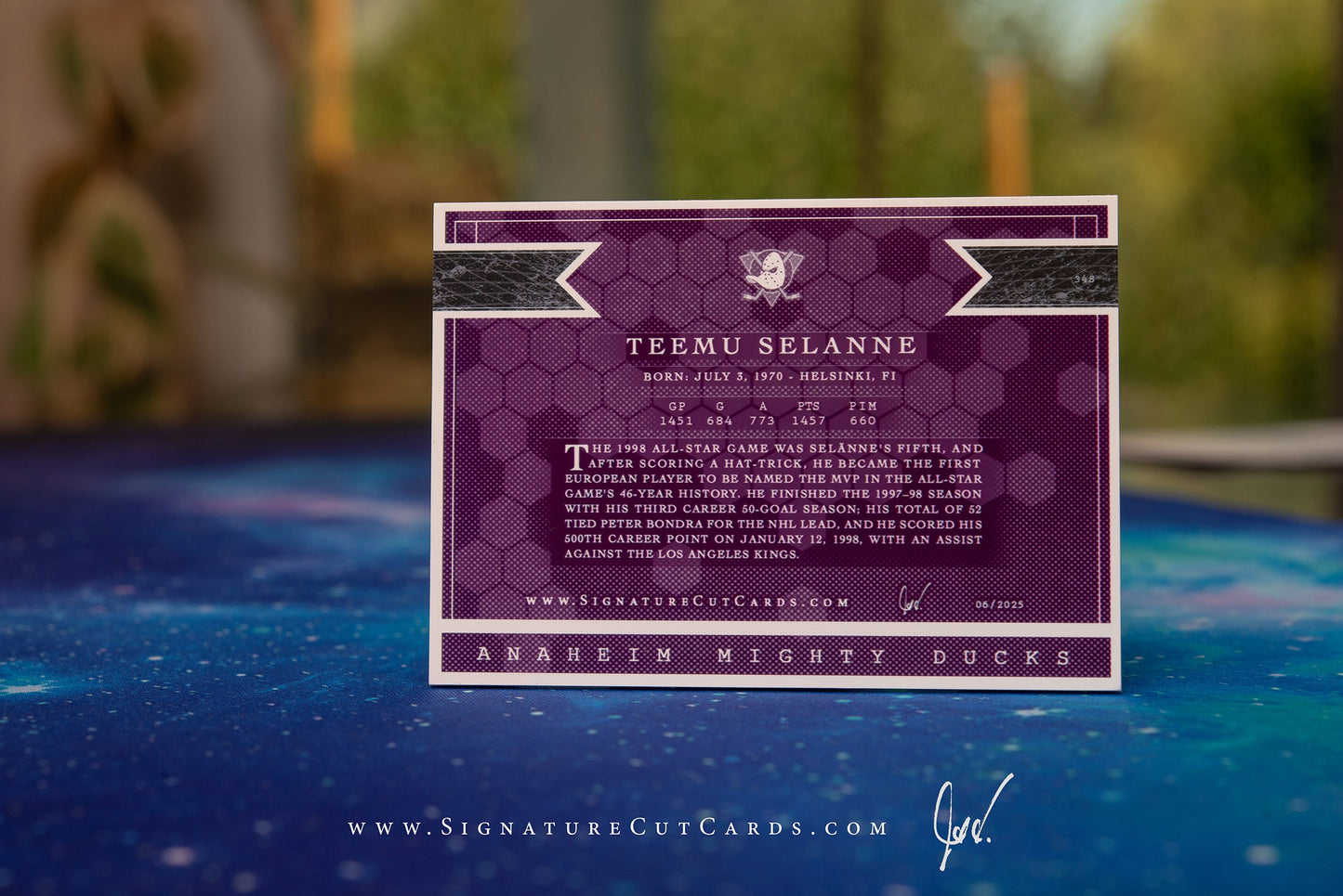 Teemu Selanne Anaheim Mighty Ducks Expansion Era Signature Cut Card