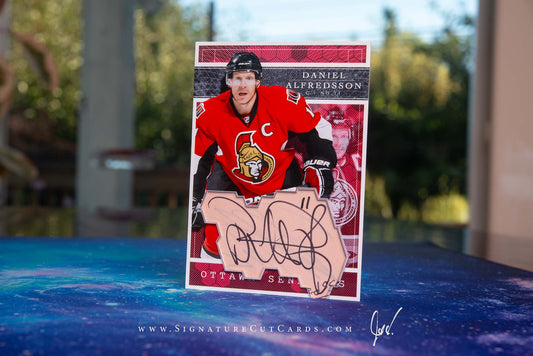 Daniel Alfredsson Ottawa Senators Expansion Era Signature Cut Card *Large