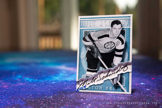 Milt Schmidt Boston Bruins Vintage Signature Cut Card