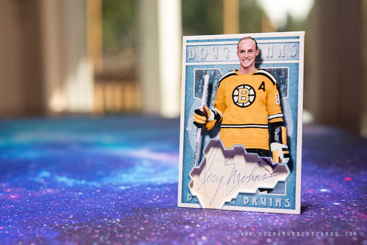 Doug Mohns Boston Bruins Vintage Signature Cut Card