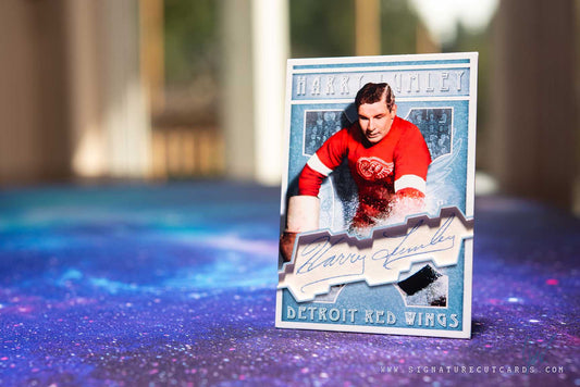 Harry Lumley Detroit Red Wings Vintage Signature Cut Card